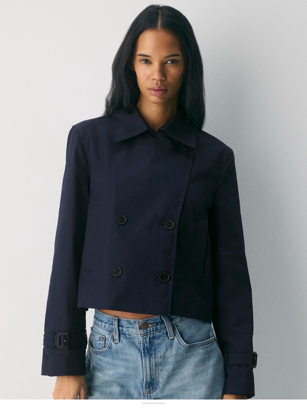 Aritzia Babaton The Esquire Short Trench Coat - City Twill in color Black